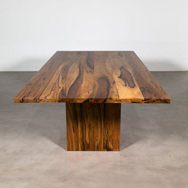 Andre Table