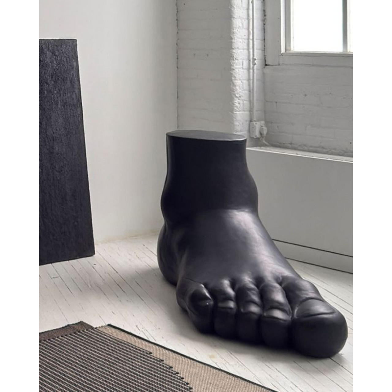 展示品 B&B ITALIA Jean オットマン 100万 B&B Italia “UP7” Foot by Gaetano Pesce by Duplex | Basic.Space