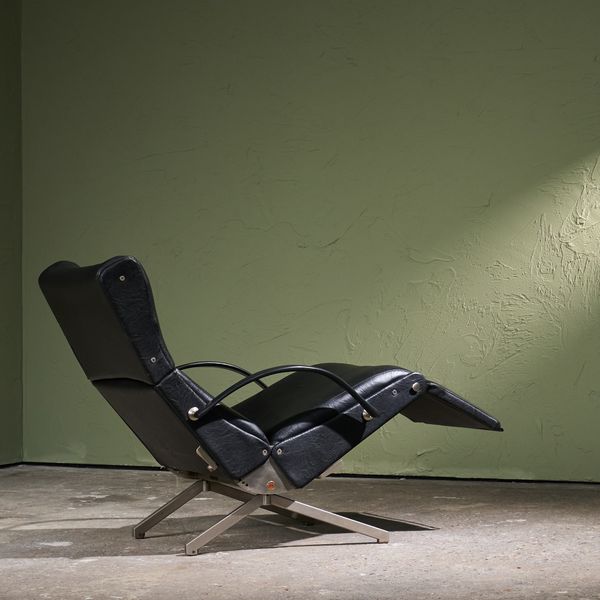 'P40' Lounge Chair in Stainless Steel and Black Faux Leather by Osvaldo Borsani, Tecno, Italy 1950s