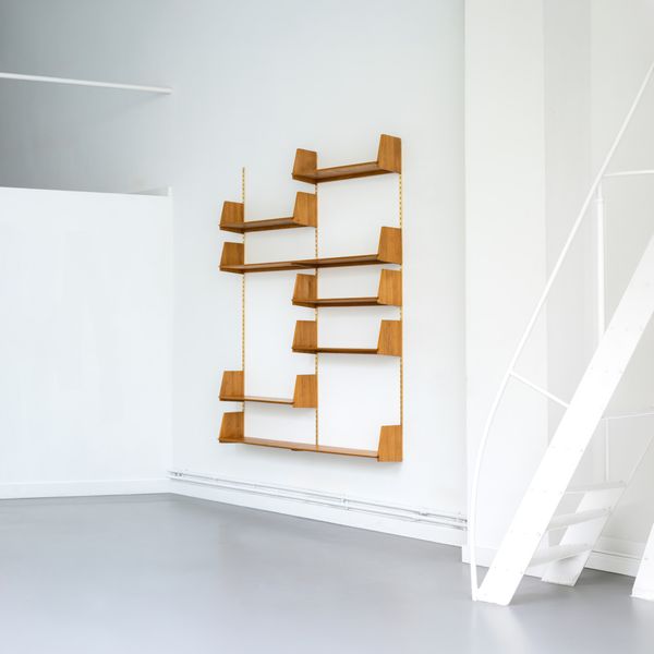 Wall Unit E
