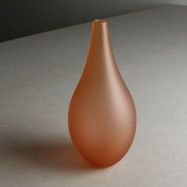 Medium Vase in Apricot 2