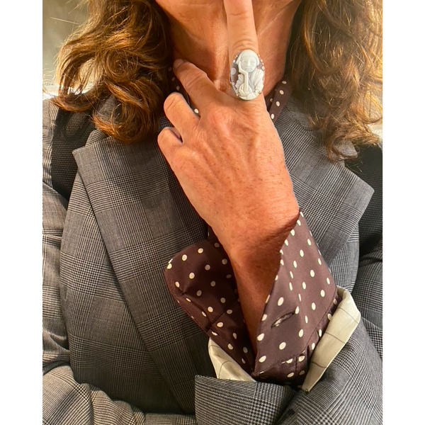 Pensive Ring