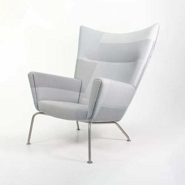 White Patterned Wing Lounge Chair by Hans Wegner for Carl Hansen, 2020