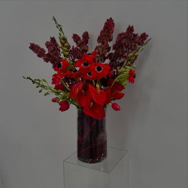 Bucky's Flowers x XLarge Vase in Moss