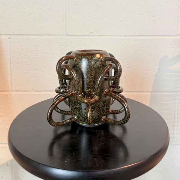 Vase 2