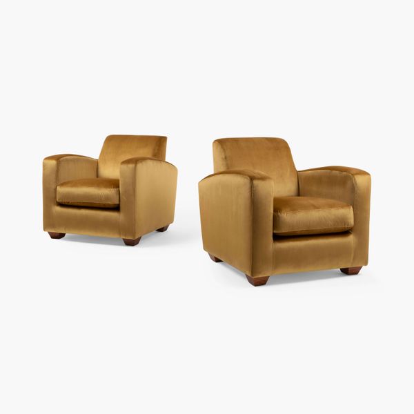 Pair of French Art Deco Club Chairs in Walnut Wood with Silk Velvet Upholstery, 1930s