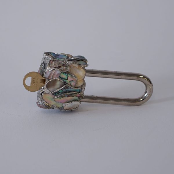 Abalone Shackle Padlock