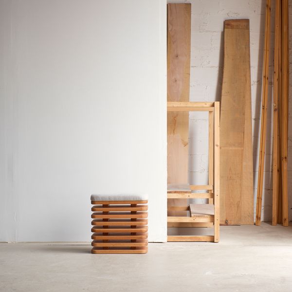 Ushigome-Yanagichio Stool