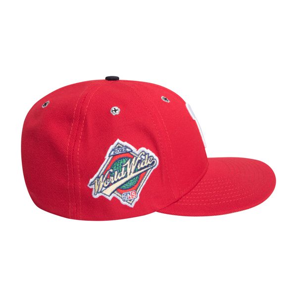 A Loose Screw Snapback - Philly Hat 