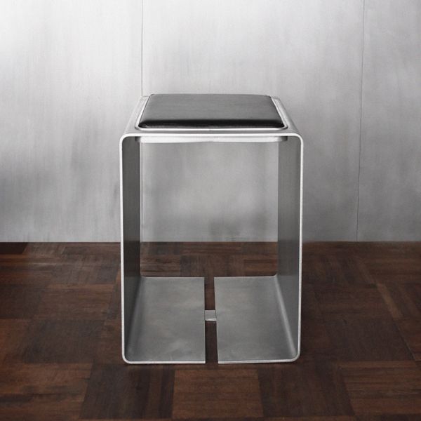 S001-10.2 Stool