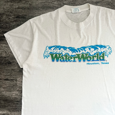 1980s WaterWorld Single Stitch Tee