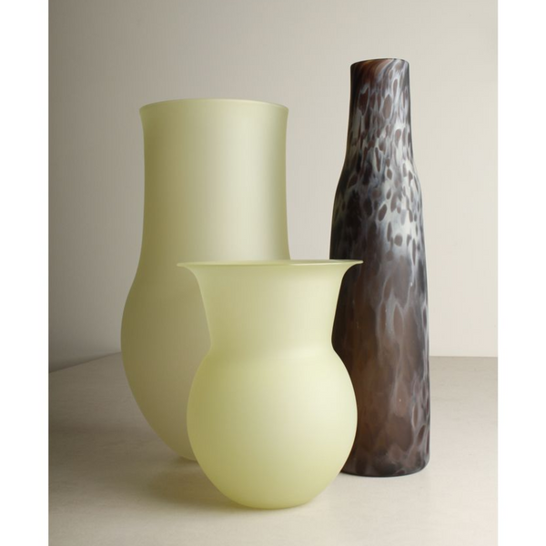 2XLarge Vase in Ebony
