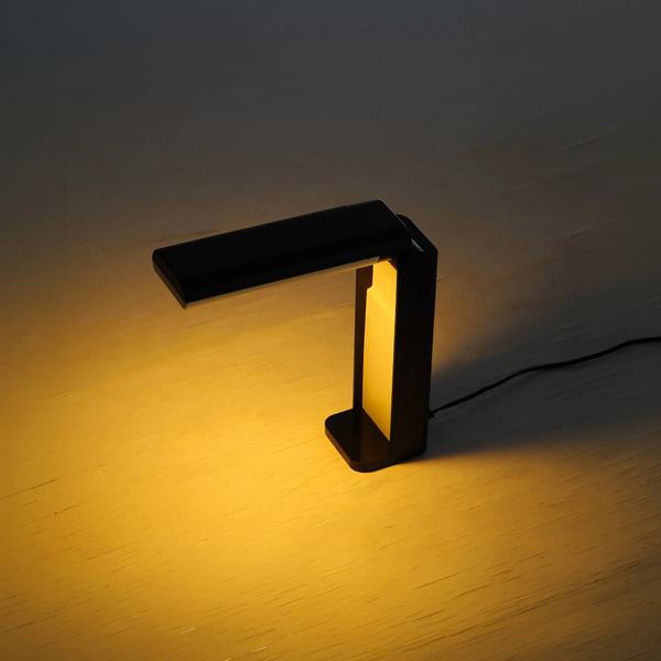Fluorescent Desk Lamp