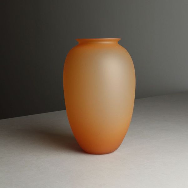 Bucky's Flowers x XLarge Vase in Butternut