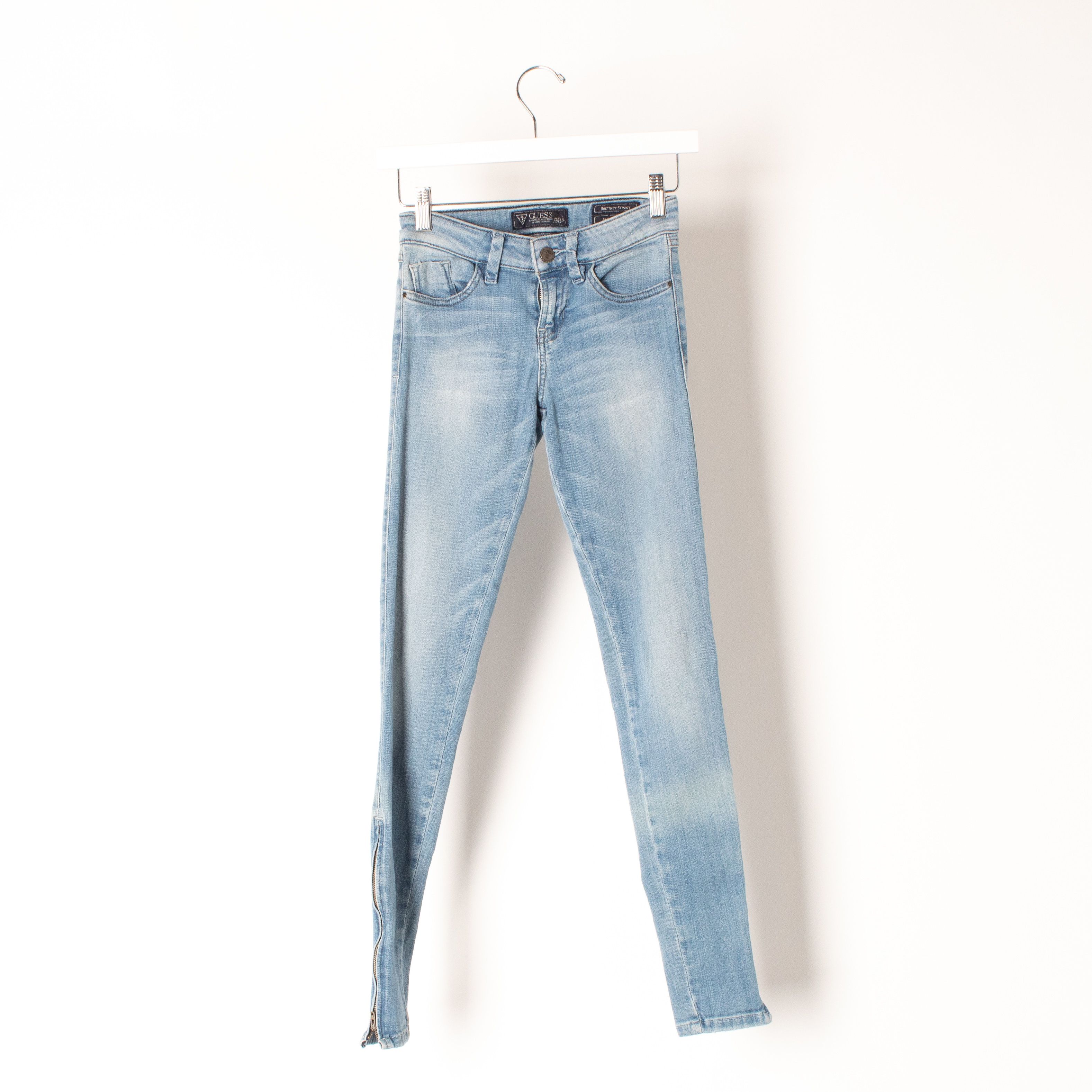 Guess brittney outlet skinny jeans