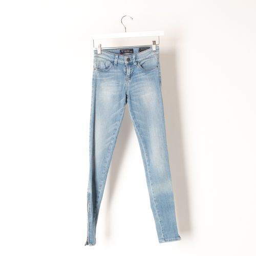 GUESS Brittney Mid Rise Skinny Jean