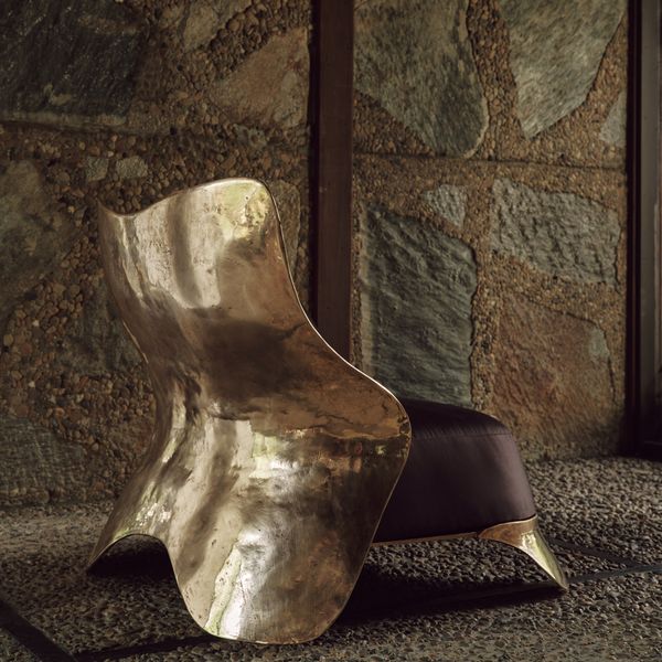 Hundō Lost Wax Bronze Chair