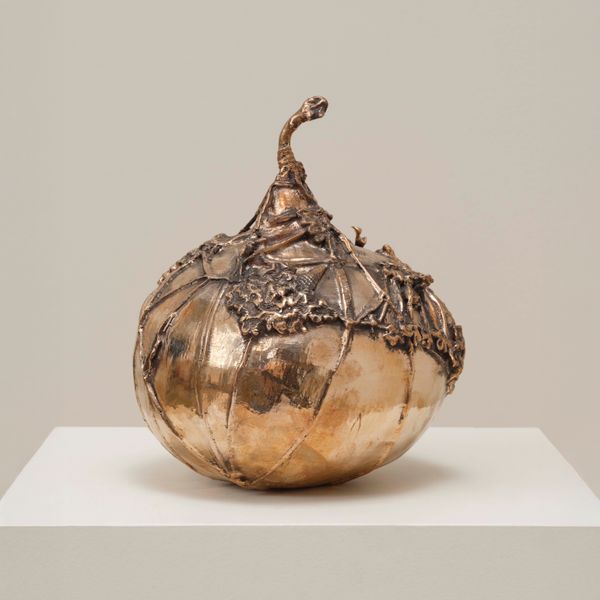 Sonia Gomes Lamparina III, 2025