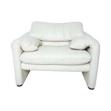 Cassina by Vico Magistretti Maralunga Cream Leather Armchairs