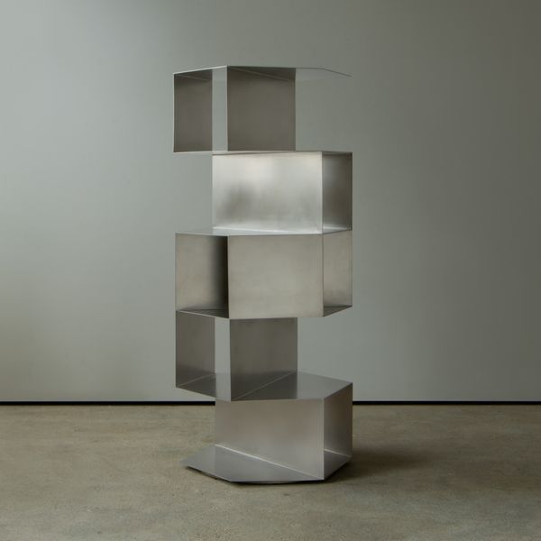 PIVOTAL | STAINLESS STEEL SHELVE